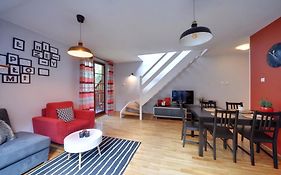 Funkcjonalne i Stylowe Apartamenty Sun Seasons 24 w Karpaczu by Noclegi Renters